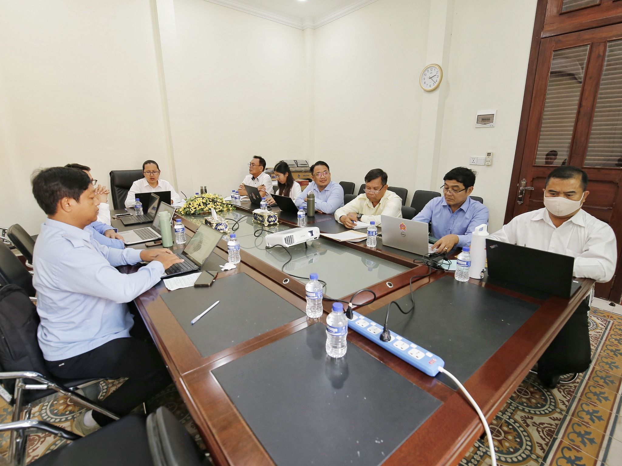 កិច្ចប្រជុំពិភាក្សា​ស្តីពី "​ការរៀបចំផែនទីបង្ហាញផ្លូវសម្រាប់គាំទ្រ​ការអនុវត្តក្នុងវិស័យអប់រំ​"  - Image 5