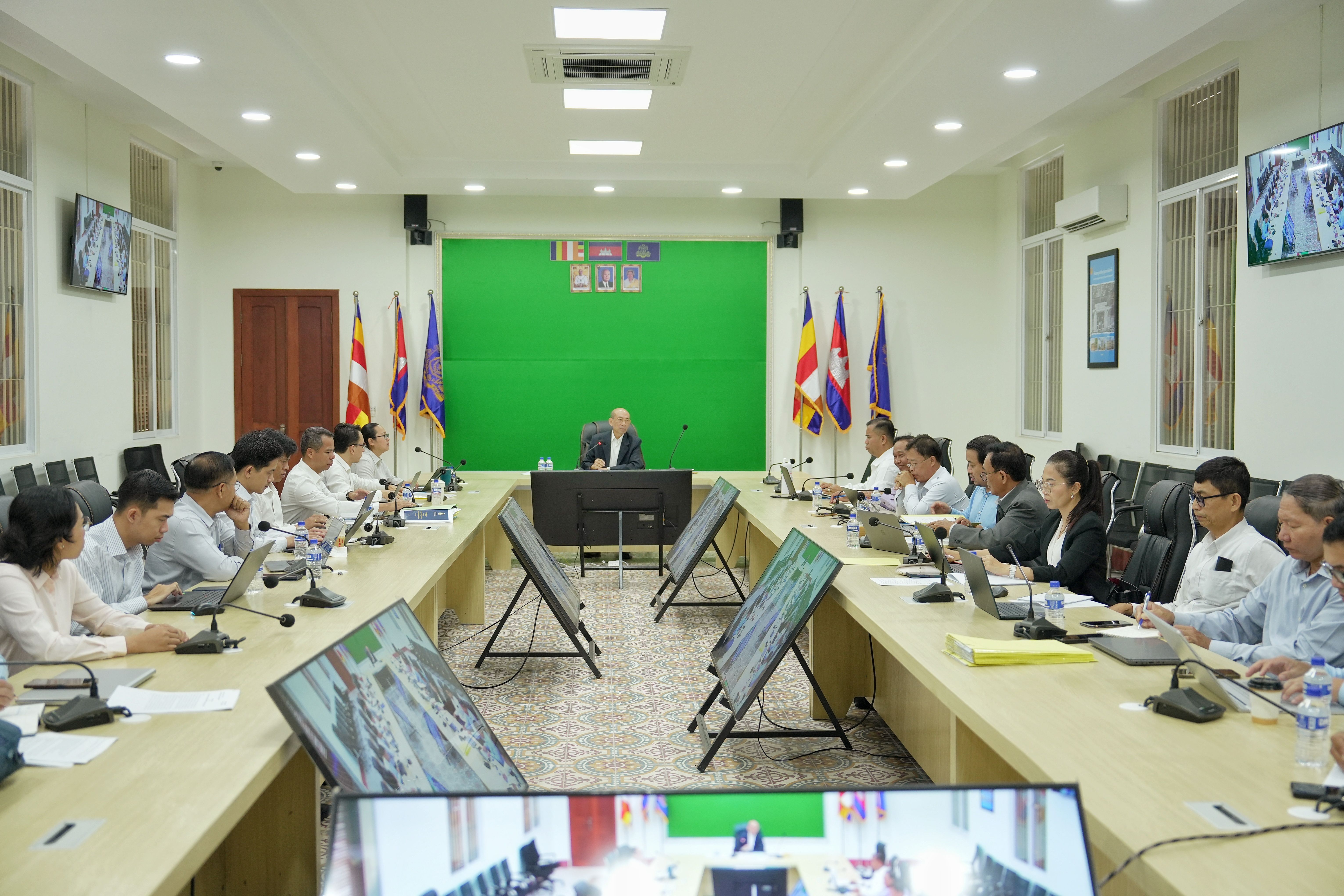 ដំឡើងពីបរិញ្ញាបត្ររងទៅបរិញ្ញាបត្រ 1